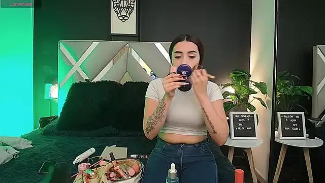 Miia_bunny from StripChat