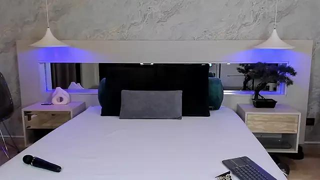 miia_hills from StripChat is Freechat