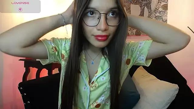 MiiaKitty from StripChat