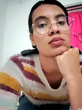 miiavaens from StripChat