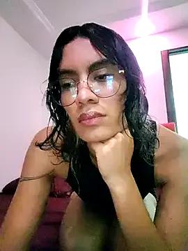 miiavaens from StripChat