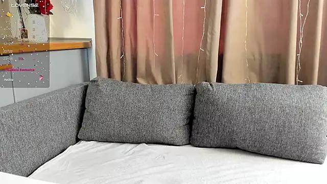miissblonde from StripChat is Freechat