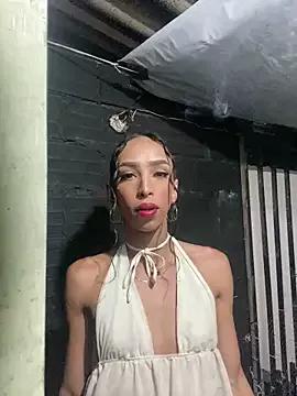 Miissblunt from StripChat