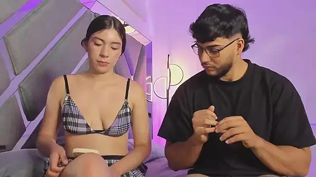 MikeandLucy from StripChat is Freechat
