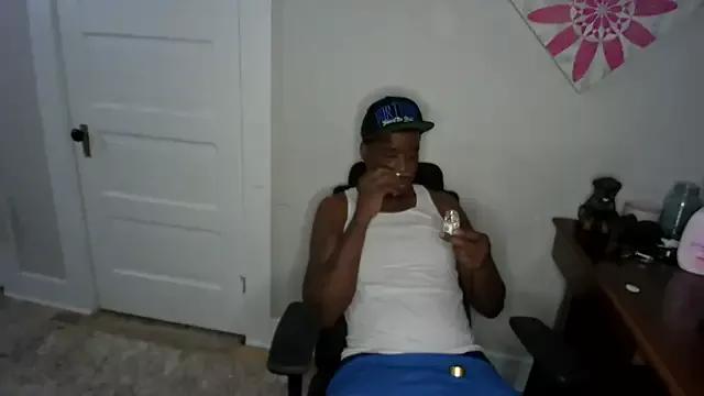 mikejones1415 from StripChat is Freechat