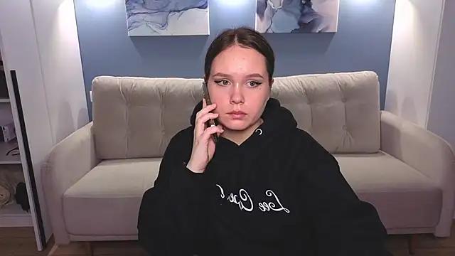 miki_miki_cutie_ from StripChat