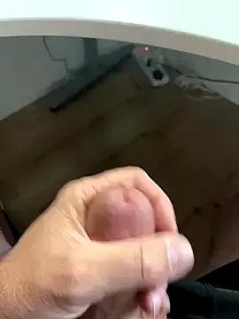 Photos of mikiss789 from StripChat is Freechat