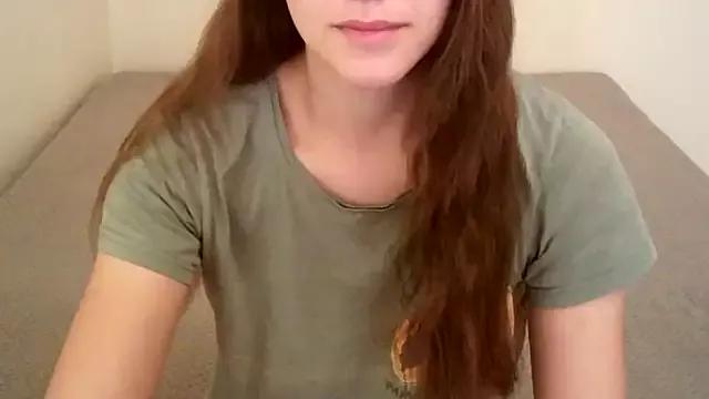 MikkiRay from StripChat is Freechat