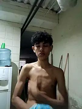 MilanRosse webcams show profile image 
