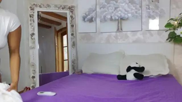 MilaTeenX from StripChat is Freechat