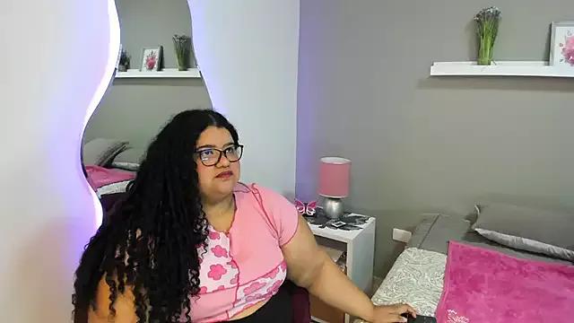 Miley_Collins from StripChat is Freechat