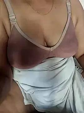 Milf-kaira webcams show profile image 