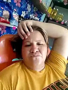 Milfygomez from StripChat is Freechat
