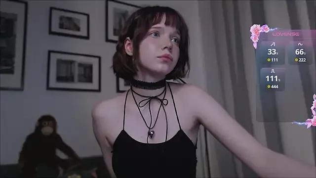mili_coy from StripChat