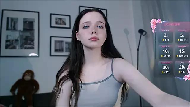 Mili_coy webcams show profile image 
