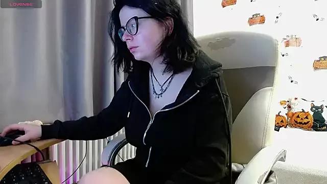 MilisaSweet777 from StripChat