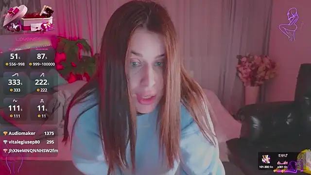 Discover our girls online shows and discover the company of countless livestreamers, with stunning shapes, sex toys and more.