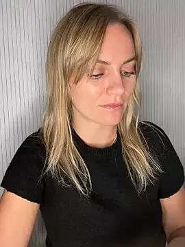 Milla__one from StripChat
