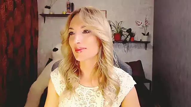 MillaXQueen from StripChat