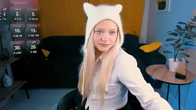 Millie_Vanillie from StripChat