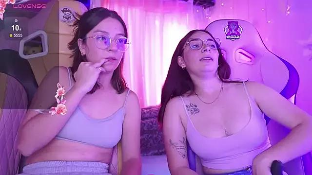 milly_kenner from StripChat is Freechat