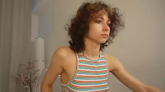 MimiLicks from StripChat