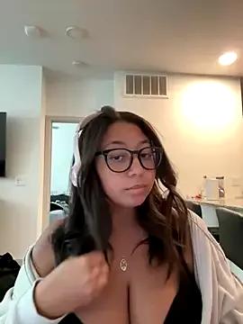 minhaa_gamer from StripChat is Freechat