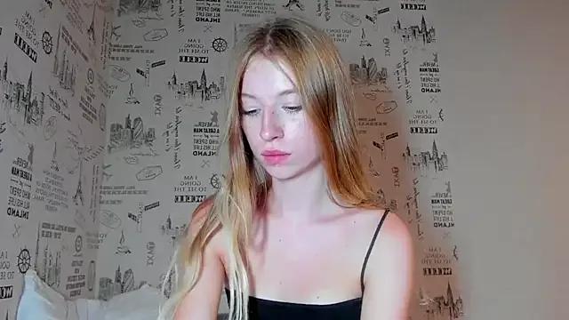 minidivaa_ from StripChat