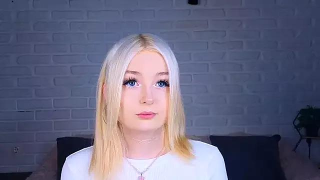 minigirl on StripChat