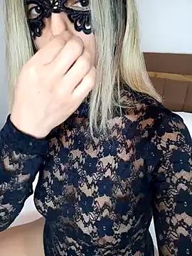 minikserce from StripChat