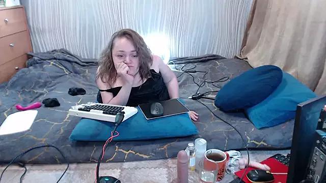 MiniNatalie from StripChat