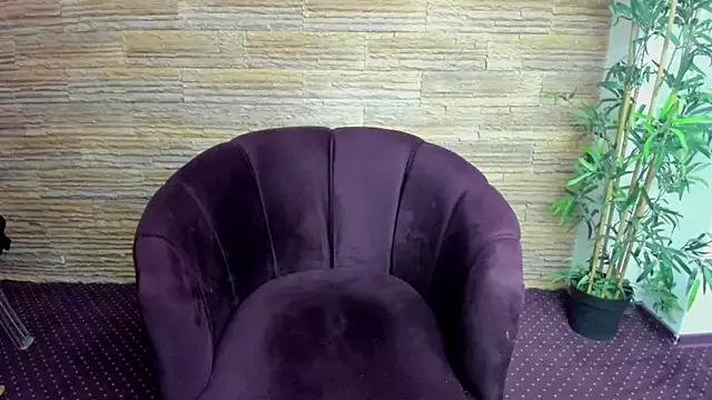 Mira_X_ from StripChat is Freechat