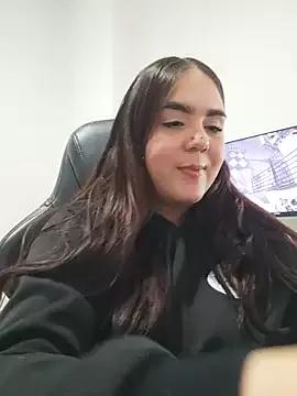 mirandahvelez from StripChat is Freechat
