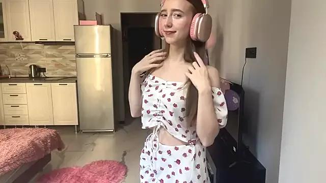 MiriamHerrera from StripChat