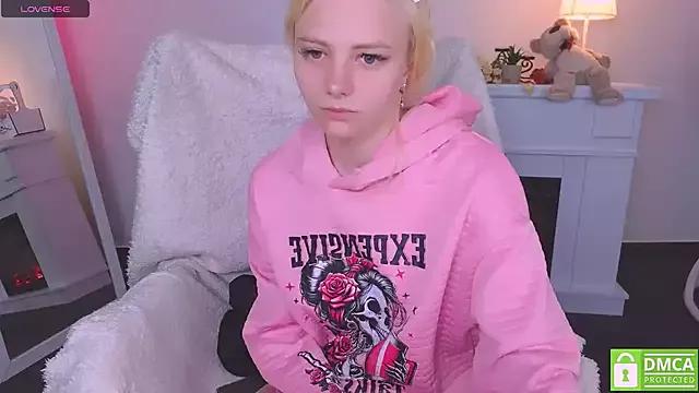 MirraBellanta from StripChat