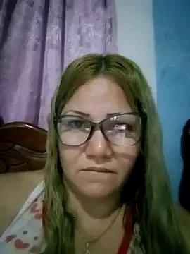 Mis40_ webcams show profile image 