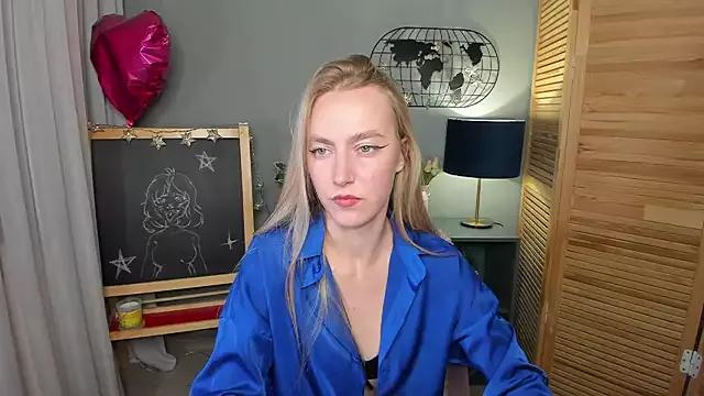 mishapallmer from StripChat is Freechat