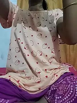 miss-amelia9 from StripChat is Freechat