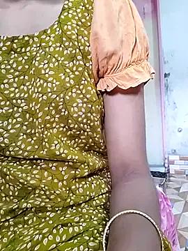 miss-amelia9 from StripChat