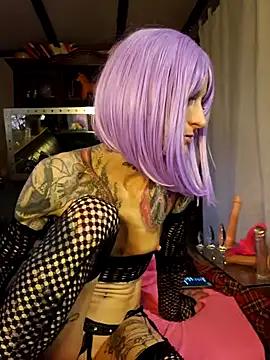 Miss-Paradise from StripChat
