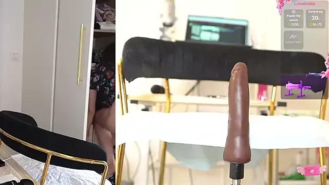 Miss69Ri99 from StripChat