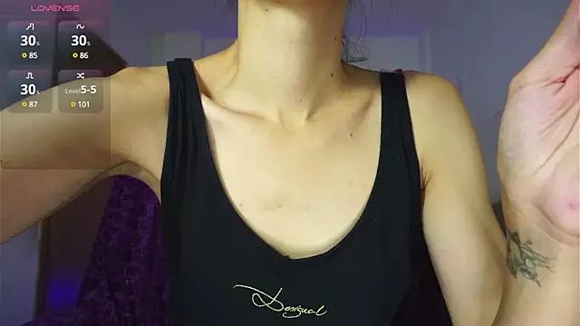 Miss__Bia from StripChat