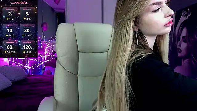 Miss_Aprils from StripChat