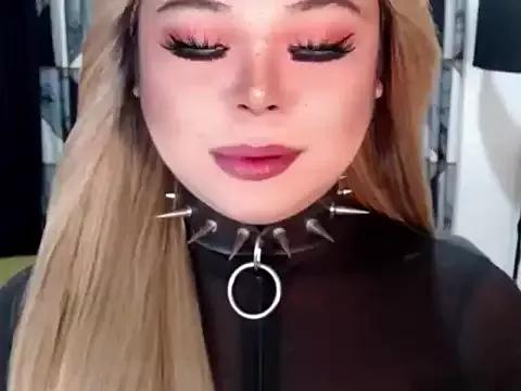 Miss_CassieXX from StripChat
