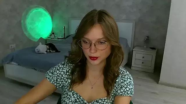 Miss_Diamond_Maria from StripChat is Freechat