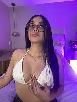 miss_elissa11 from StripChat