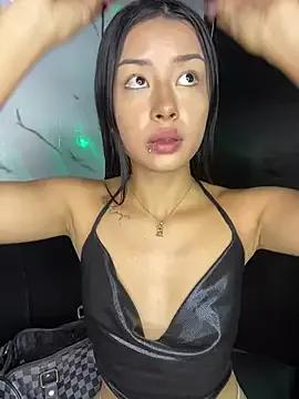 Miss_karol from StripChat
