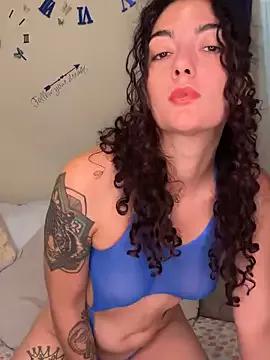 Miss_queen_noir from StripChat is Freechat