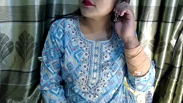 Miss_sanaaa from StripChat