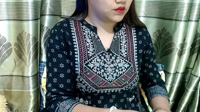 Miss_sanaaa from StripChat